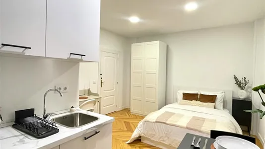 Rooms in Madrid Salamanca - photo 6