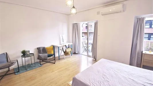 Rooms in Valencia L'Eixample - photo 3