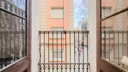 Rooms in Barcelona Eixample - photo 4