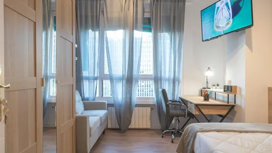 Rooms in Madrid Chamartín - photo 7