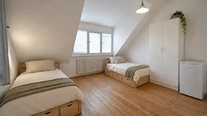 Room for 2 - 16 m2 at Villa with a big garden