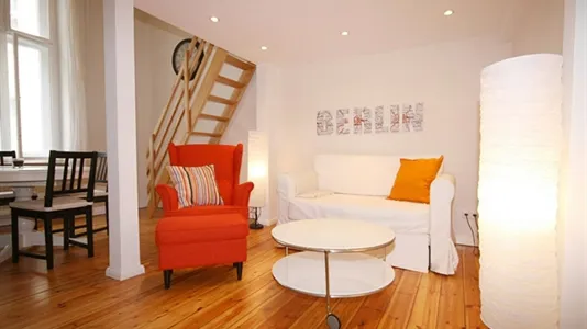 Apartments in Berlin Charlottenburg-Wilmersdorf - photo 2