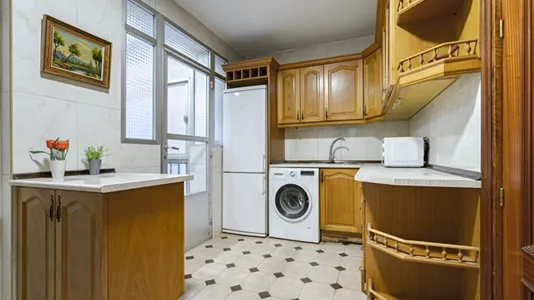 Rooms in Guadalajara - photo 7