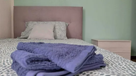 Rooms in Genoa - photo 1