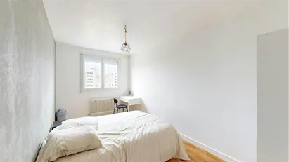 Room for rent in Orléans, Centre-Val de Loire