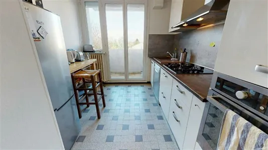 Rooms in Lyon - photo 4