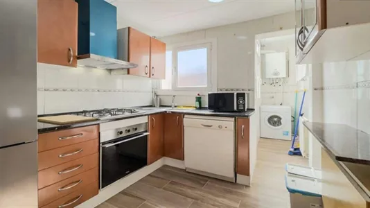 Rooms in Barcelona Sant Andreu - photo 10