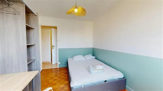 Rooms in Lyon - photo 2