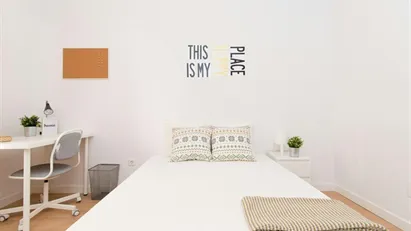 Room for rent in Madrid Moncloa-Aravaca, Madrid