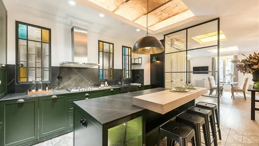 Apartments in Barcelona Eixample - photo 7