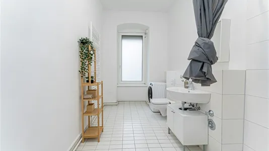 Rooms in Berlin Charlottenburg-Wilmersdorf - photo 5