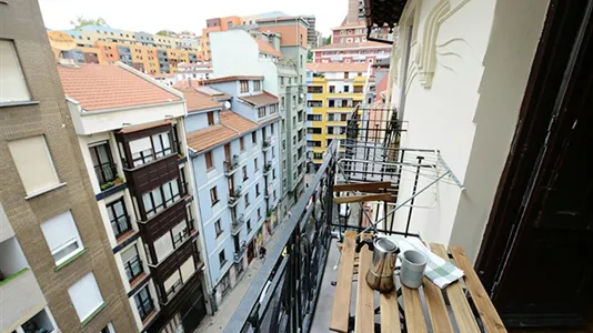 Rooms in Bilbao - photo 10