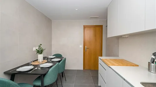 Rooms in Madrid Chamartín - photo 10