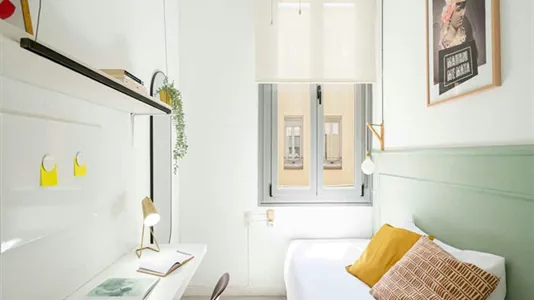 Rooms in Madrid Centro - photo 7