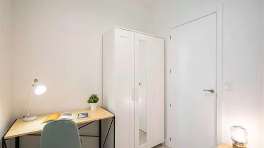 Rooms in Madrid Chamberí - photo 10