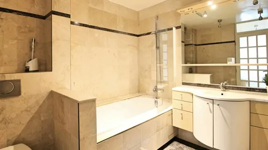 Rooms in Paris 18ème arrondissement - Montmartre - photo 7