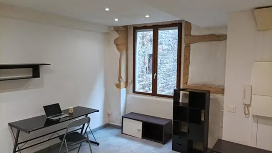 Apartments in Lyon - photo 4