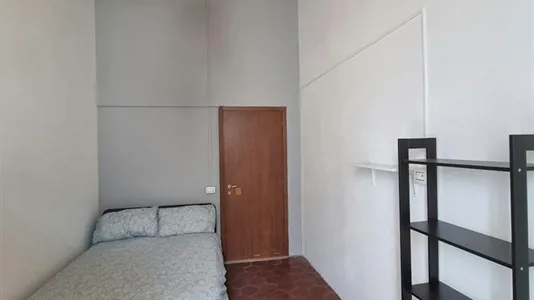 Rooms in Napoli Municipalità 4 - photo 3
