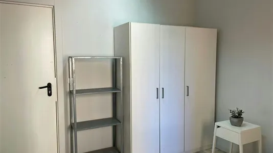 Rooms in Bami - photo 4