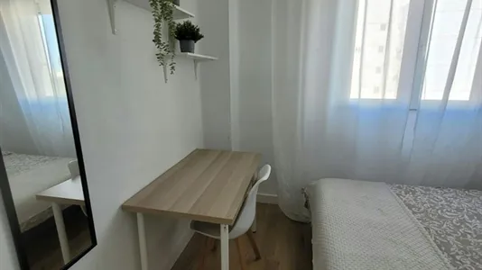 Rooms in AlaquĆ s - photo 8