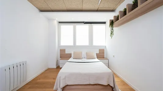 Rooms in Madrid Chamberí - photo 4