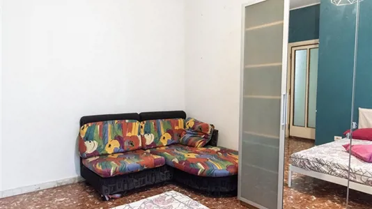 Rooms in Roma Municipio V – Prenestino/Centocelle - photo 3