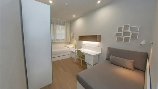 Rooms in Barcelona Sarrià-St. Gervasi - photo 2