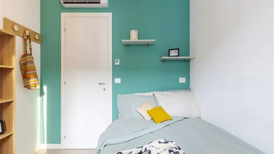 Rooms in Padua - photo 1