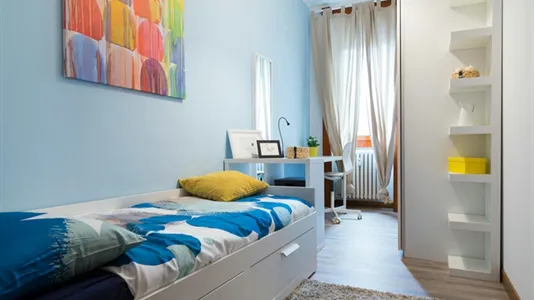 Rooms in Madrid Centro - photo 1