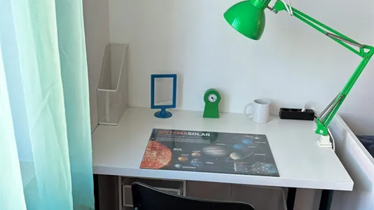 Rooms in Almada - photo 7