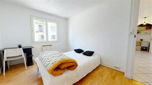 Rooms in Grenoble - photo 1
