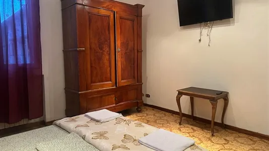 Rooms in Bologna - photo 8