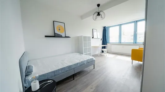 Rooms in Berlin Charlottenburg-Wilmersdorf - photo 2