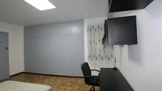 Rooms in Terrassa - photo 2