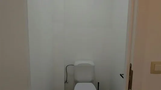 Rooms in Charleroi - photo 6