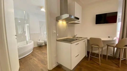 Apartments in Bologna - photo 9