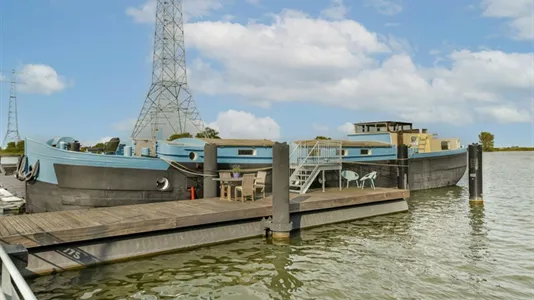 Houses in Location is not specified - photo 3