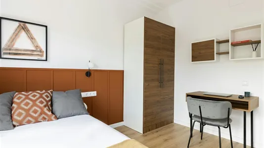 Rooms in Barcelona Sarrià-St. Gervasi - photo 4