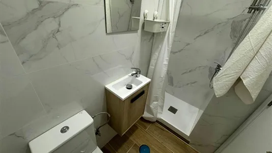 Rooms in Madrid Ciudad Lineal - photo 6