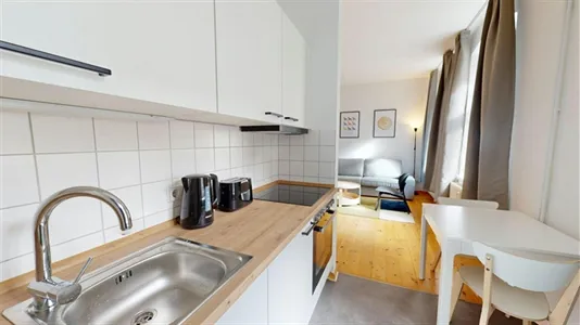 Apartments in Location is not specified - photo 8