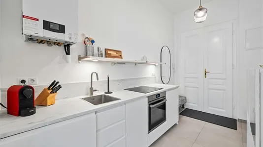 Apartments in Vienna Alsergrund - photo 4
