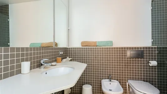 Rooms in Barcelona Eixample - photo 5