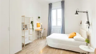 Room for rent in Milano Zona 5 - Vigentino, Chiaravalle, Gratosoglio, Milan