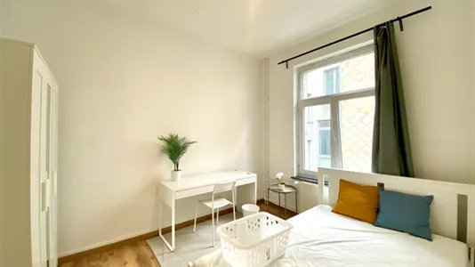 Rooms in Brussels Sint-Joost-ten-Node - photo 1