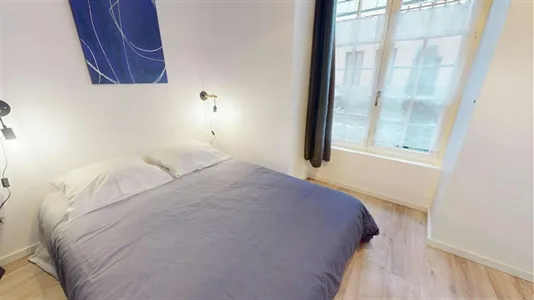 Apartments in Saint-Étienne - photo 8