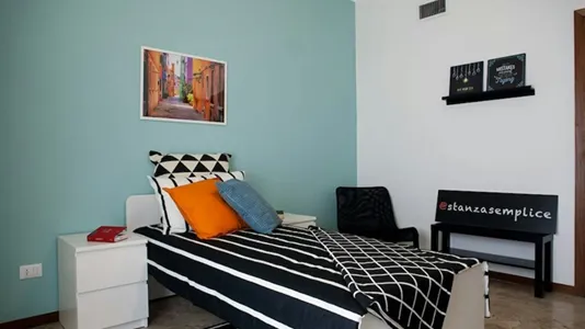 Rooms in Brescia - photo 7