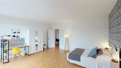 Room for rent in Paris 16ème arrondissement (South), Paris