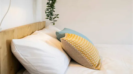 Rooms in Madrid Chamberí - photo 10