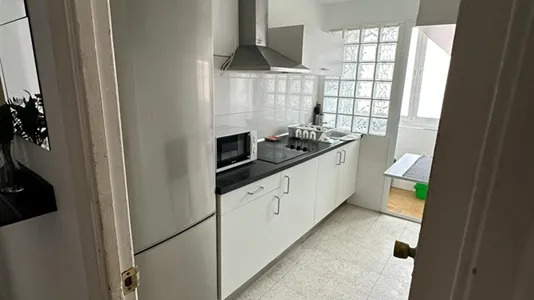 Rooms in Málaga - photo 4