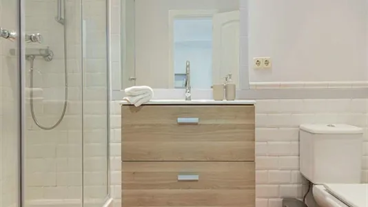 Rooms in Madrid Centro - photo 7